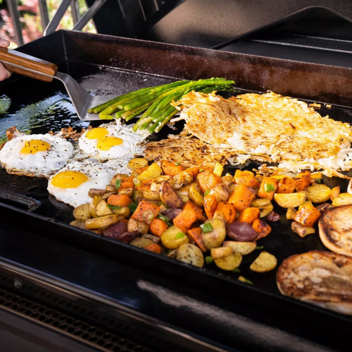 How to Use a Griddle for Breakfast: Perfect Pancakes, Bacon, and Eggs